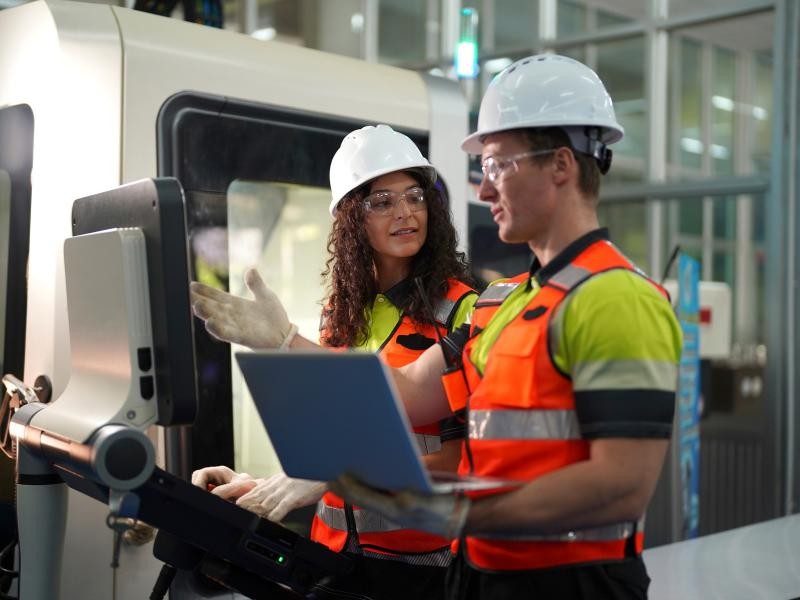 ⁠A Importância da Manutenção de Equipamentos para a Segurança do Trabalho: Como a Manutenção Correta pode Prevenir Acidentes